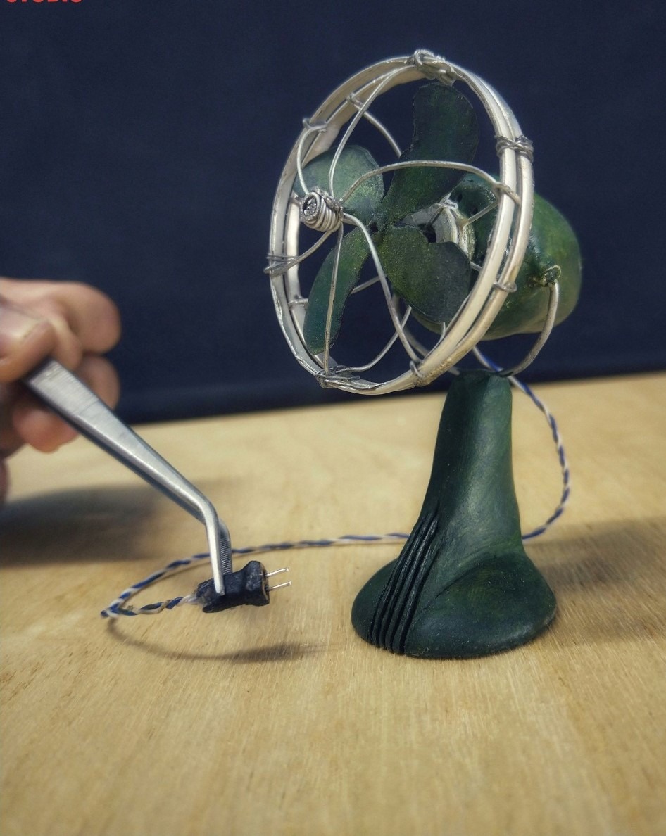 مروحة مجسمة مصغرة بفن الديوراما