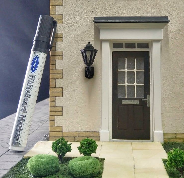 منزل بحديقته مصغرين على طريقة عمر نمنم