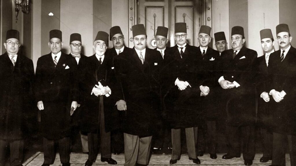 الملك فاروق والحكومة المصرية