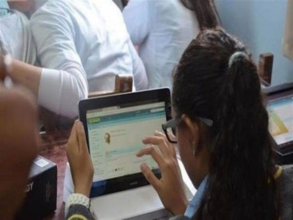 التابلت في امتحانات الثانوية