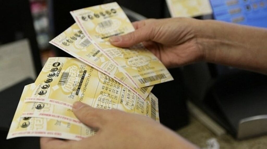 مجموعة من البطاقات