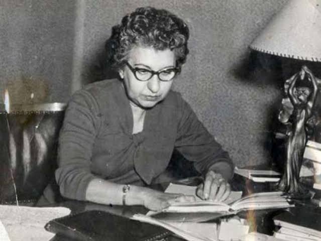 أمينة السعيد