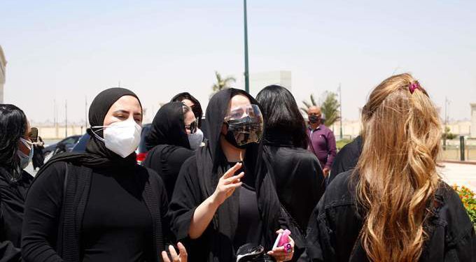 إيمي سمير غانم في الجنازة