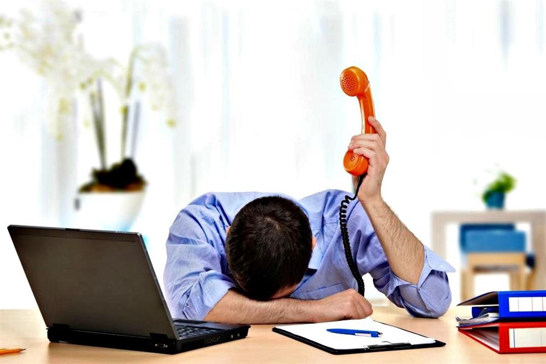 اكتئاب الموظفين