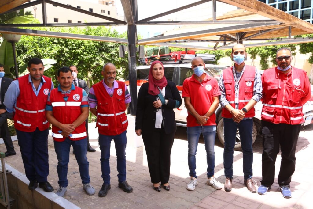 وزيرة التضامن وسط المتطوعين