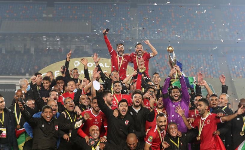 الأهلي يحرز اللقب العاشر