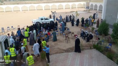 توزيع مليون جنيه على قريتين قنا