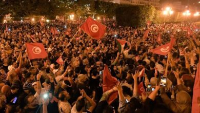 الرئيس التونسي يشارك الشعب الاحتفالات