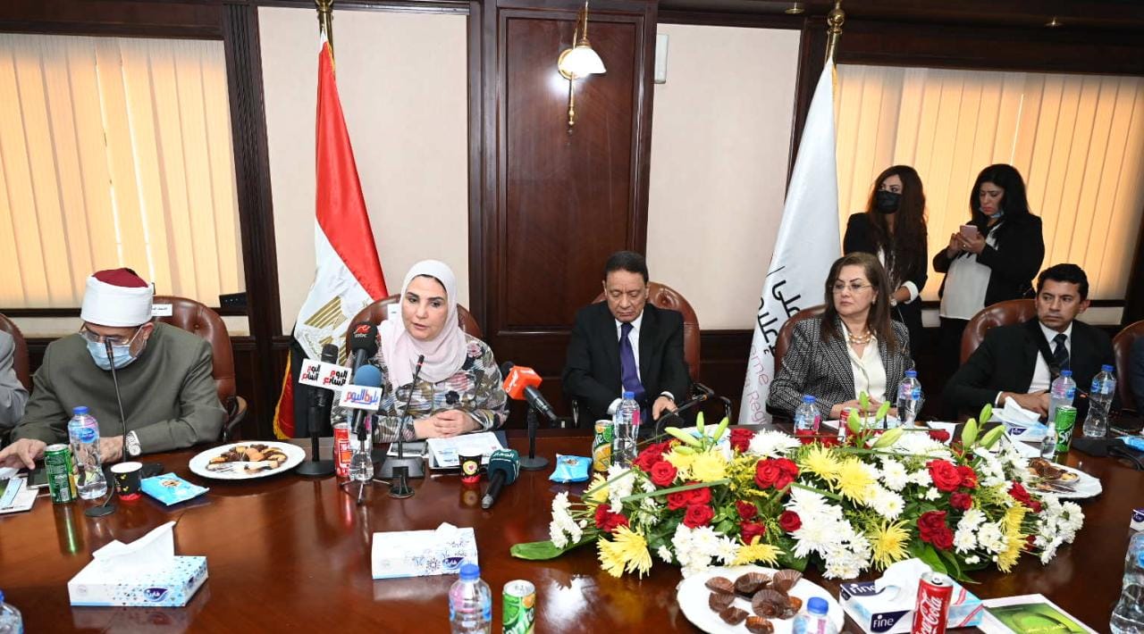 الدكتورة نيفين القباج