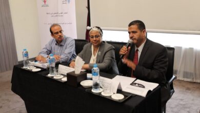 افتتاح دورة تعليم لغة الإشارة