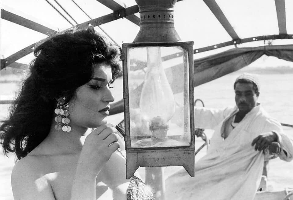 الفنانة نجوى فؤاد