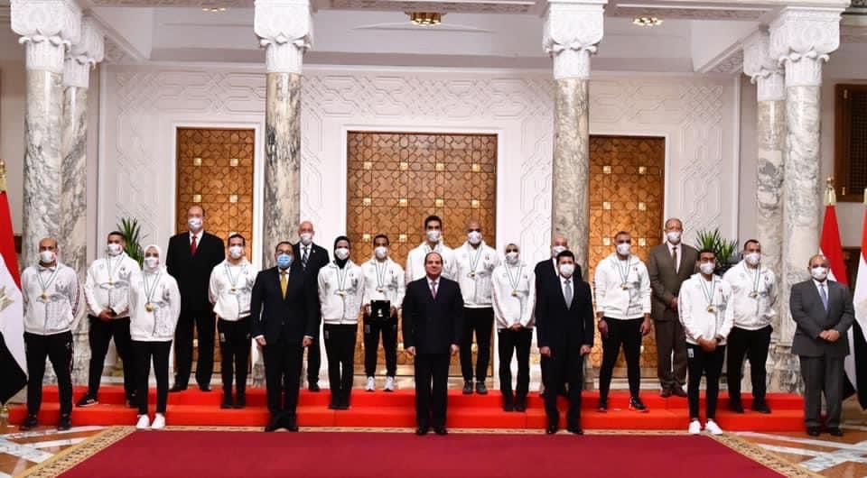 الرئيس عبد الفتاح السيسي وأبطال طوكيو2020
