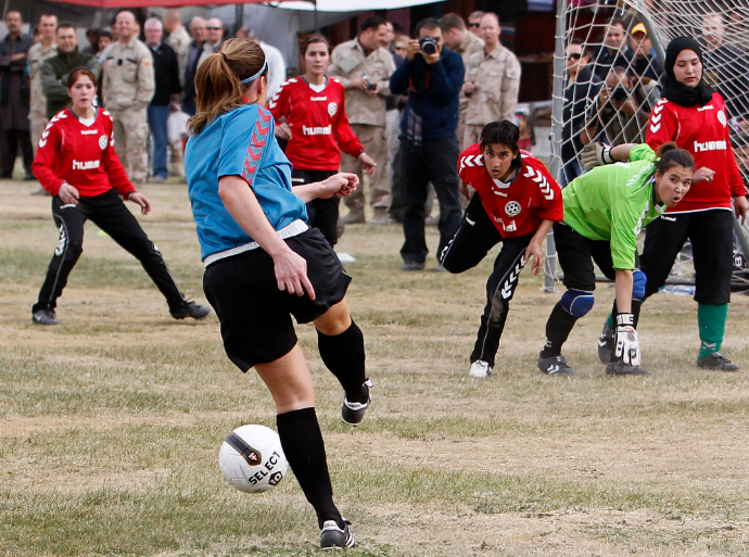 فريق الكرة النسائي