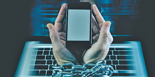 التقيد بالتكنولوجيا تنتج سموم رقيمة