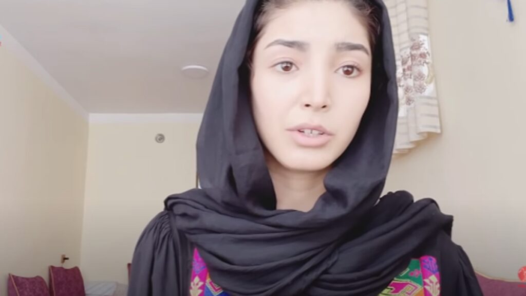 نجمة صادقي