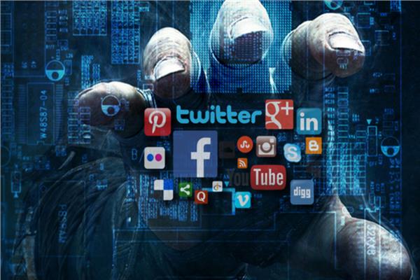 استخدام السوشيال ميديا