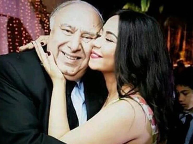 والد حسام يتحدث عن طلاق شيرين