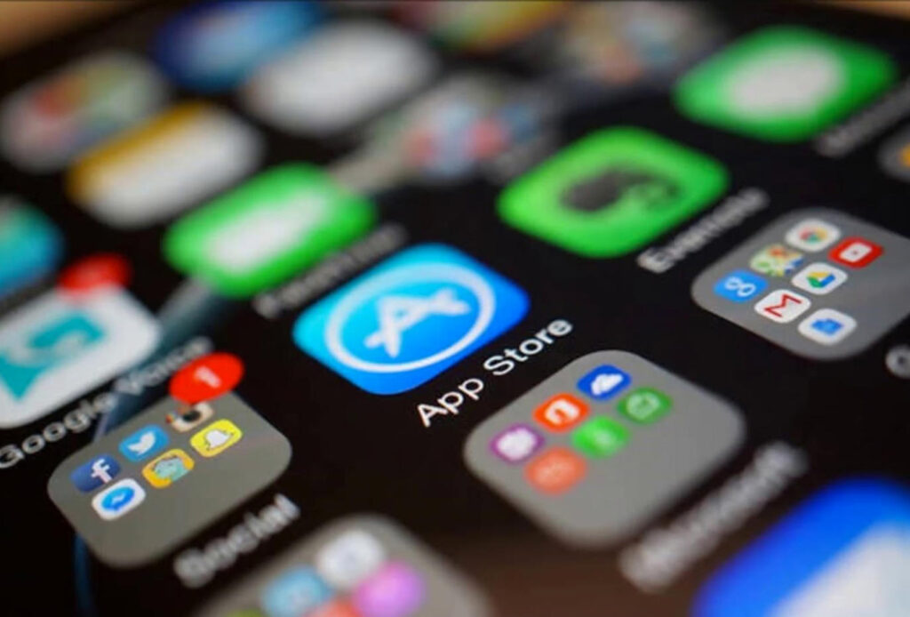 تطبيقات تسرق البيانات البنكية