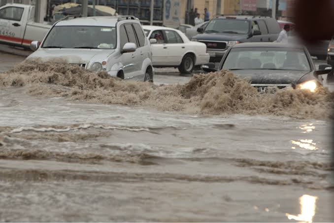 ظواهر جوية تضرب البلاد