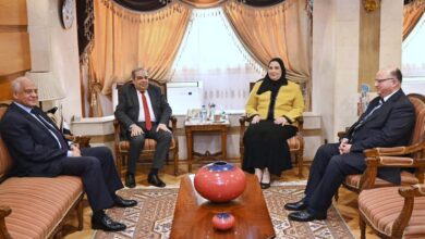 بحث مشروعات إسكان اهالي المناطق غير الآمنة