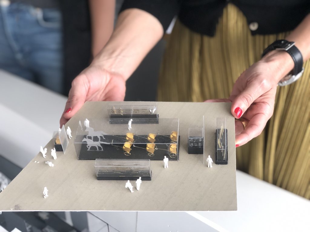 تصميم لأحد غرفات العربات الذهبية بالمتحف المصري الكبير